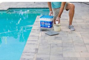 کاهش سختی آب استخر